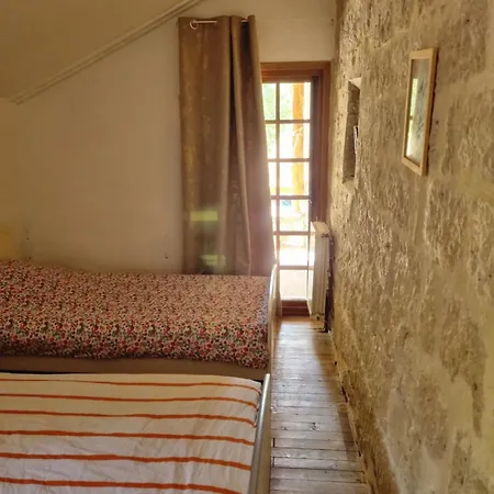 Maison De